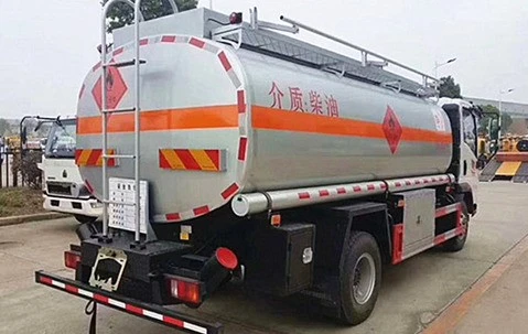 Oil Tank Cleaning High Pressure Water Jet Cleaning Equipment 6 Oil Tank Cleaning High Pressure Water Jet Cleaning Equipment 6
